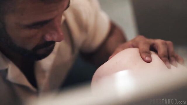 В ловушке чувств (PureTaboo)