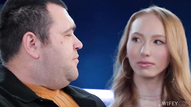 Жена похотливая сучка (CUCK4K)