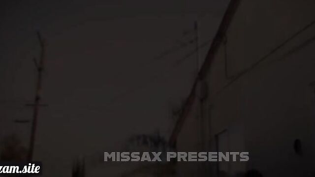 Давай убежим (MissaX)